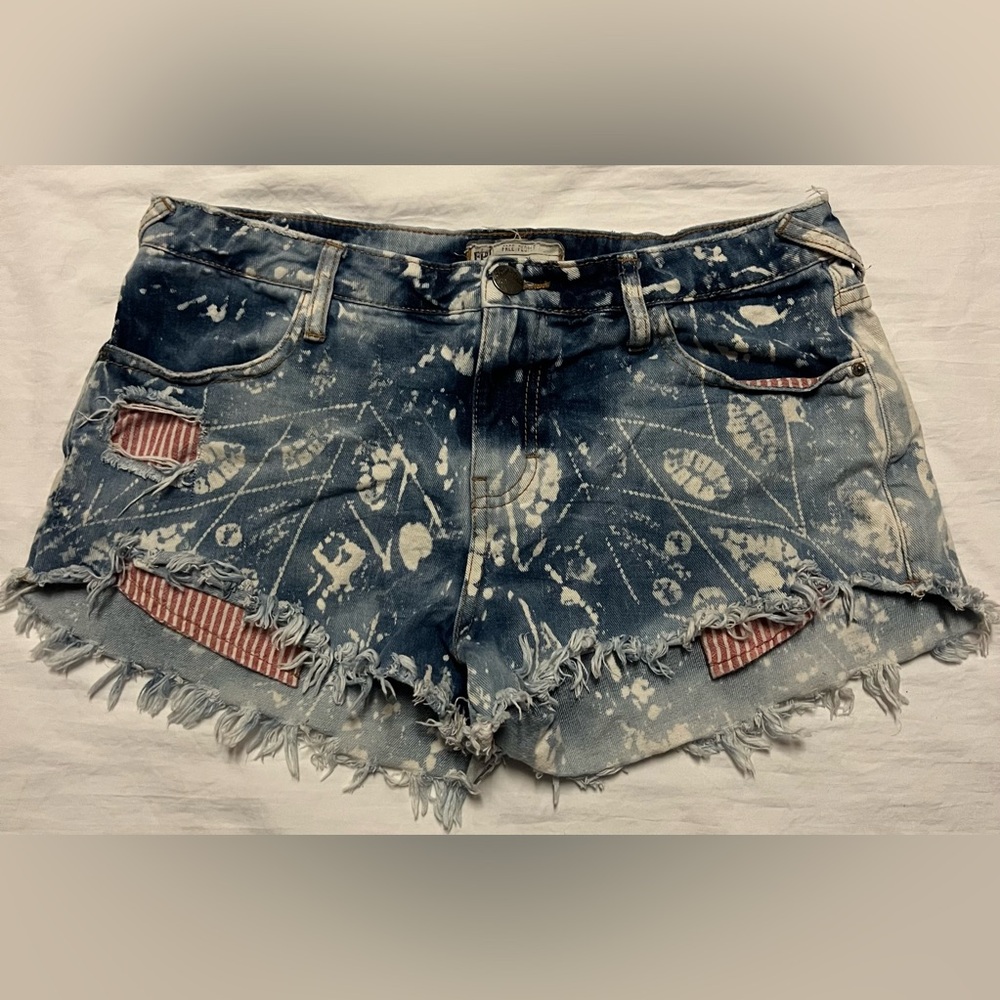 FREE PEOPLE JEAN SHORTS